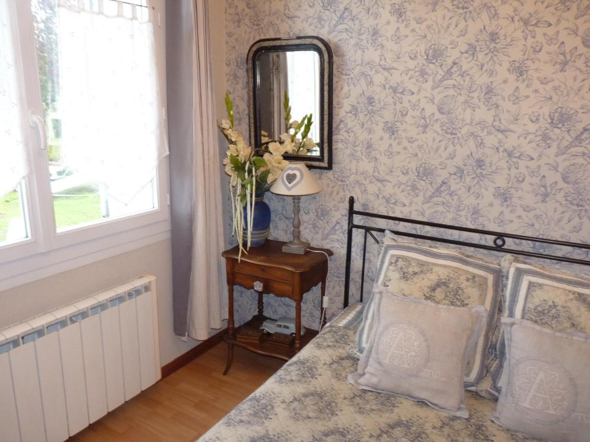 L'Arum Antique Sainte-Catherine-de-Fierbois Eksteriør billede